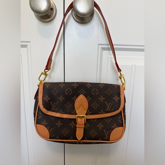 Dhgate Handbags - DH GATE Canvas Shoulder Bag